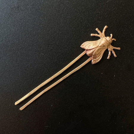 Gold Fly Hairpin