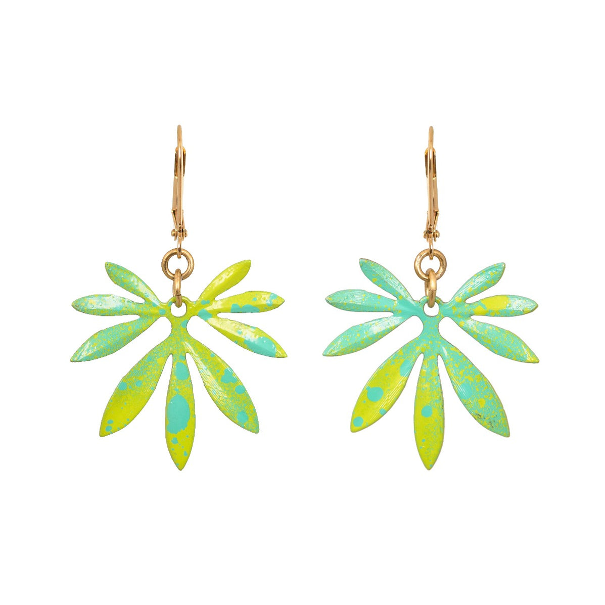 We Dream In Colour Round Shell Earrings main image 0